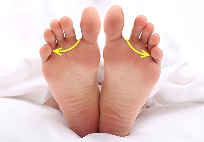 orang yang boleh buat macam ni memang tubuh badan dia unik