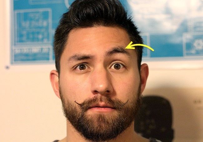 orang yang boleh buat macam ni memang tubuh badan dia unik