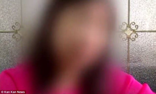 wanita baru tersedar dia besarkan anak orang lain selama 28 tahun