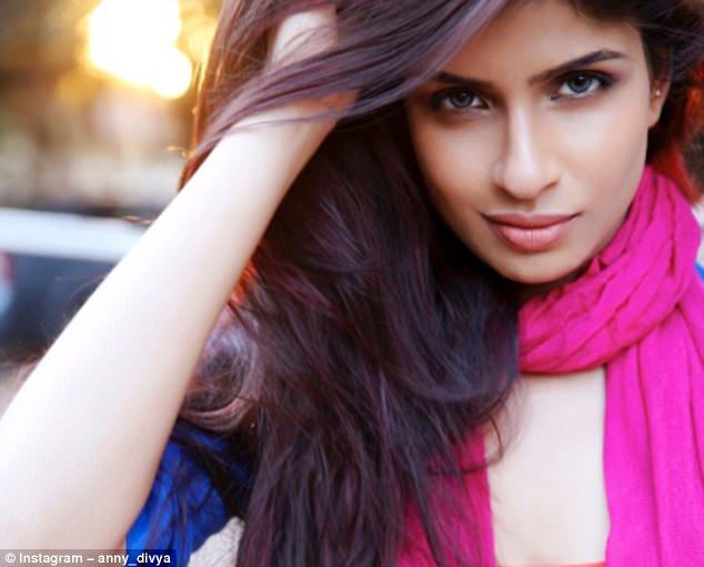 pilot wanita&nbsp;termuda bawa boeing 777 ni tak pernah naik kapal terbang sebelum jadi pilot