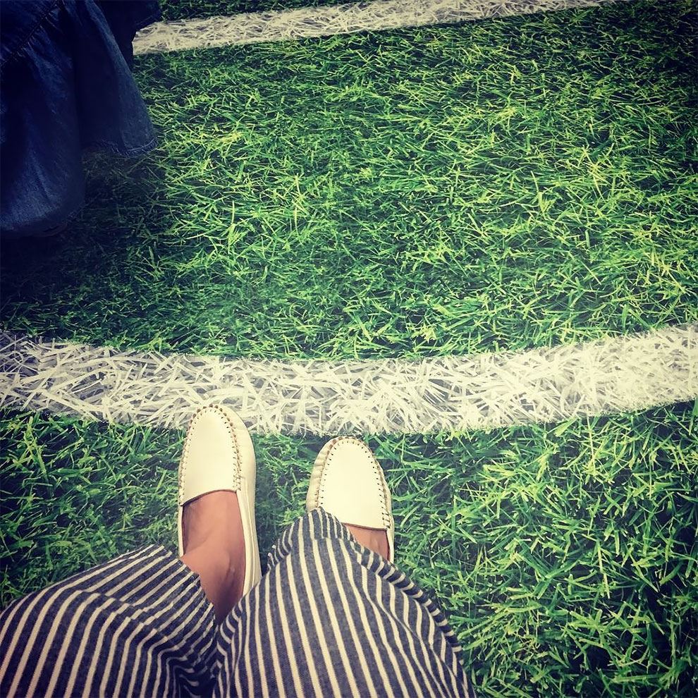 bahagian dalam kereta api di ubah menjadi lokasi sukan