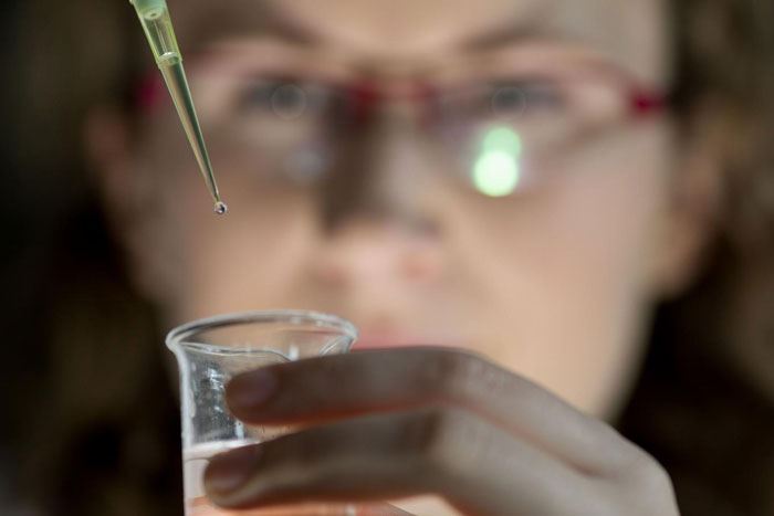 saintis temui cara hasilkan elektrik daripada air mata