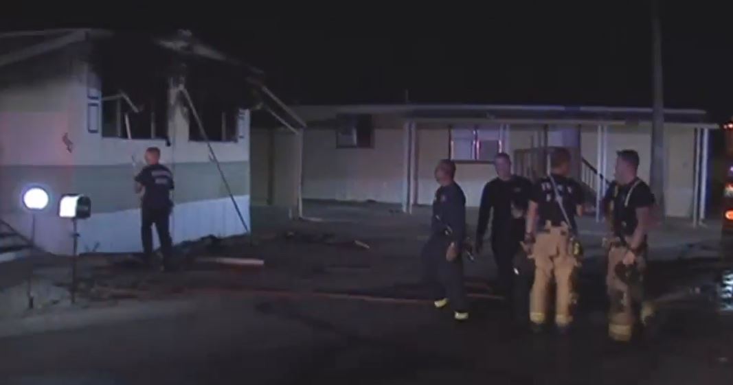 cuba bunuh labah-labah guna pemetik api, terbakar pula satu rumah