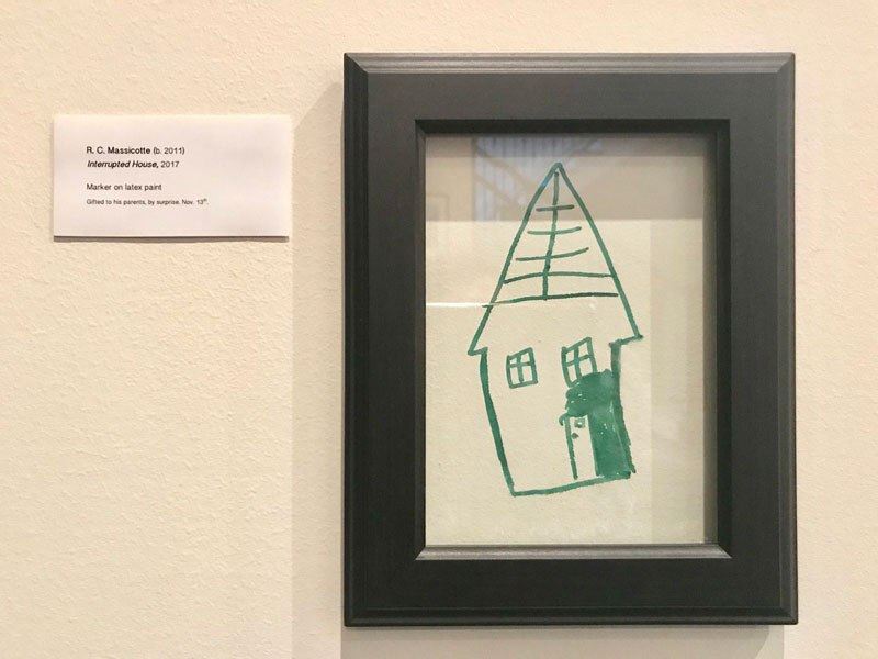 tak marah, bapa siap letak frame gambar atas contengan anak di dinding