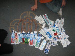 tahu tak apa maksud simbol petak pada ubat gigi ni ? 