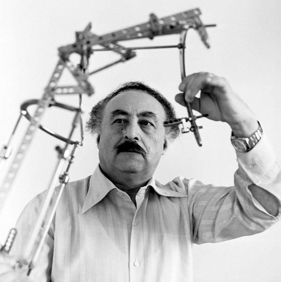 pembedahan ini khas untuk orang rendah yang nak sangat jadi tinggi