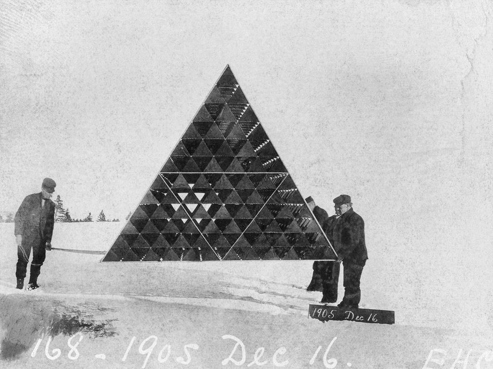 layang-layang gergasi bentuk pelik yang alexander graham bell pernah cipta