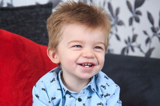 umur baru 15 bulan tapi dah 7 kali gunting rambut