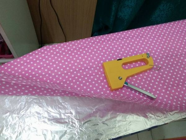 kalau guna bahan ni, gosok baju sebelah je dan cepat 