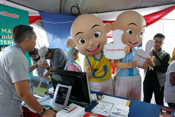 hanya klik dan skrol, duit masuk poket pun kembung