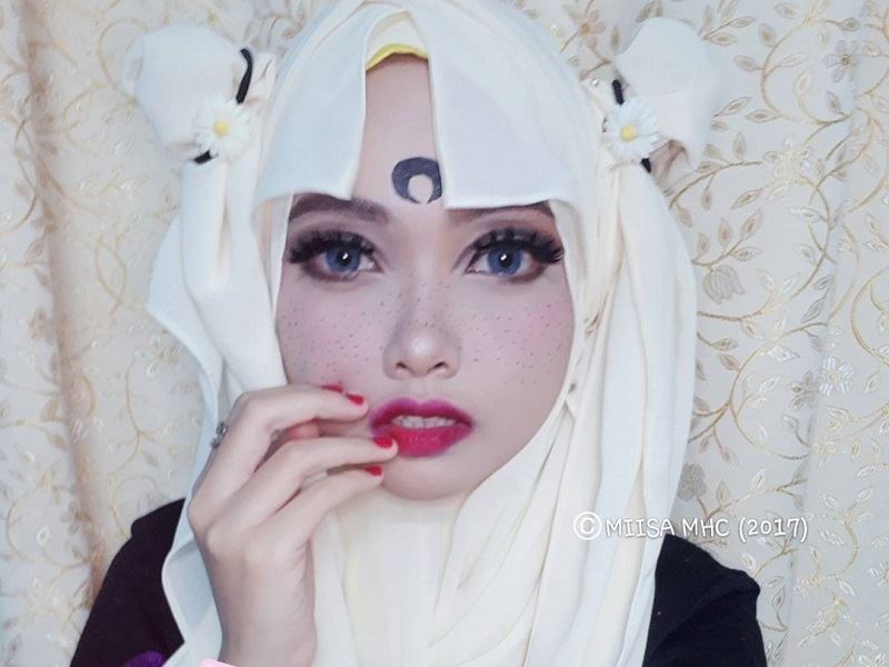 berhijab tak halang gadis dari malaysia ini menggayakan watak anime