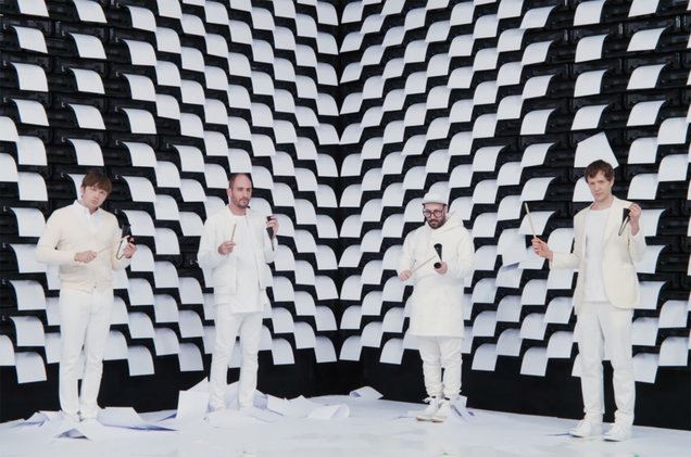 muzik video ok go guna 567 printer sebagai penari latar