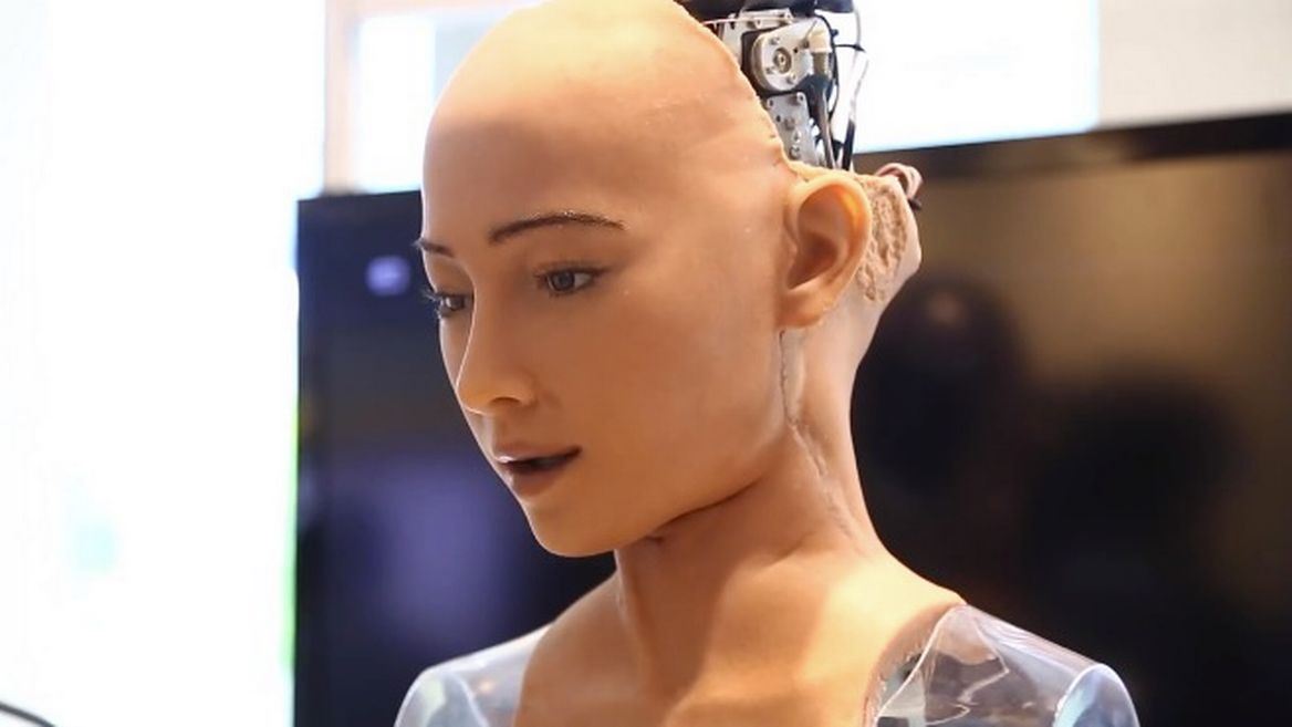 sophia, robot pertama diberikan taraf kerakyatan negara arab saudi