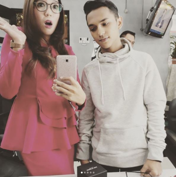 cantiknya kakak aiman tino ! dah jadi penyanyi juga ?