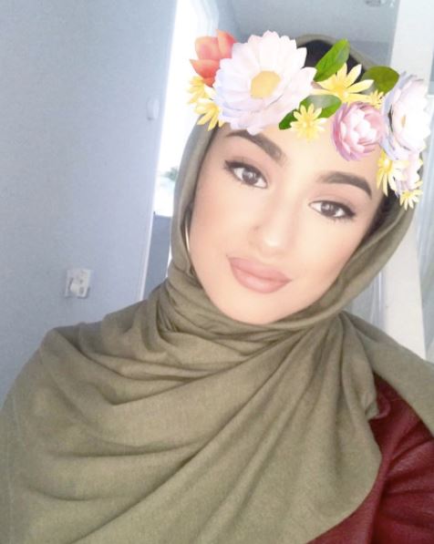 cantiknya adik zayn malik bertudung 