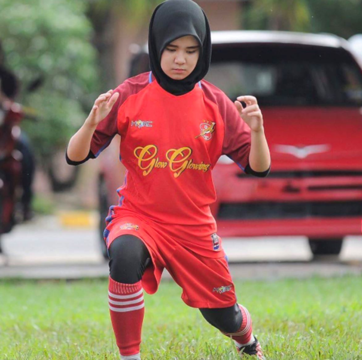 minat terhadap bola sepak, gadis cantik ini tolak tawaran jadi model