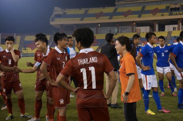 cantiknya pengurus pasukan bola sepak thailand !