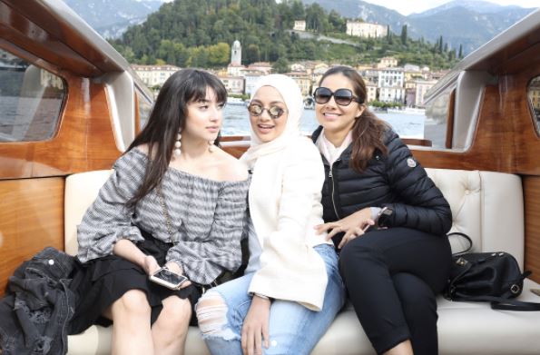 netizen kecoh lagi neelofa pakai seluar koyak nampak lutut