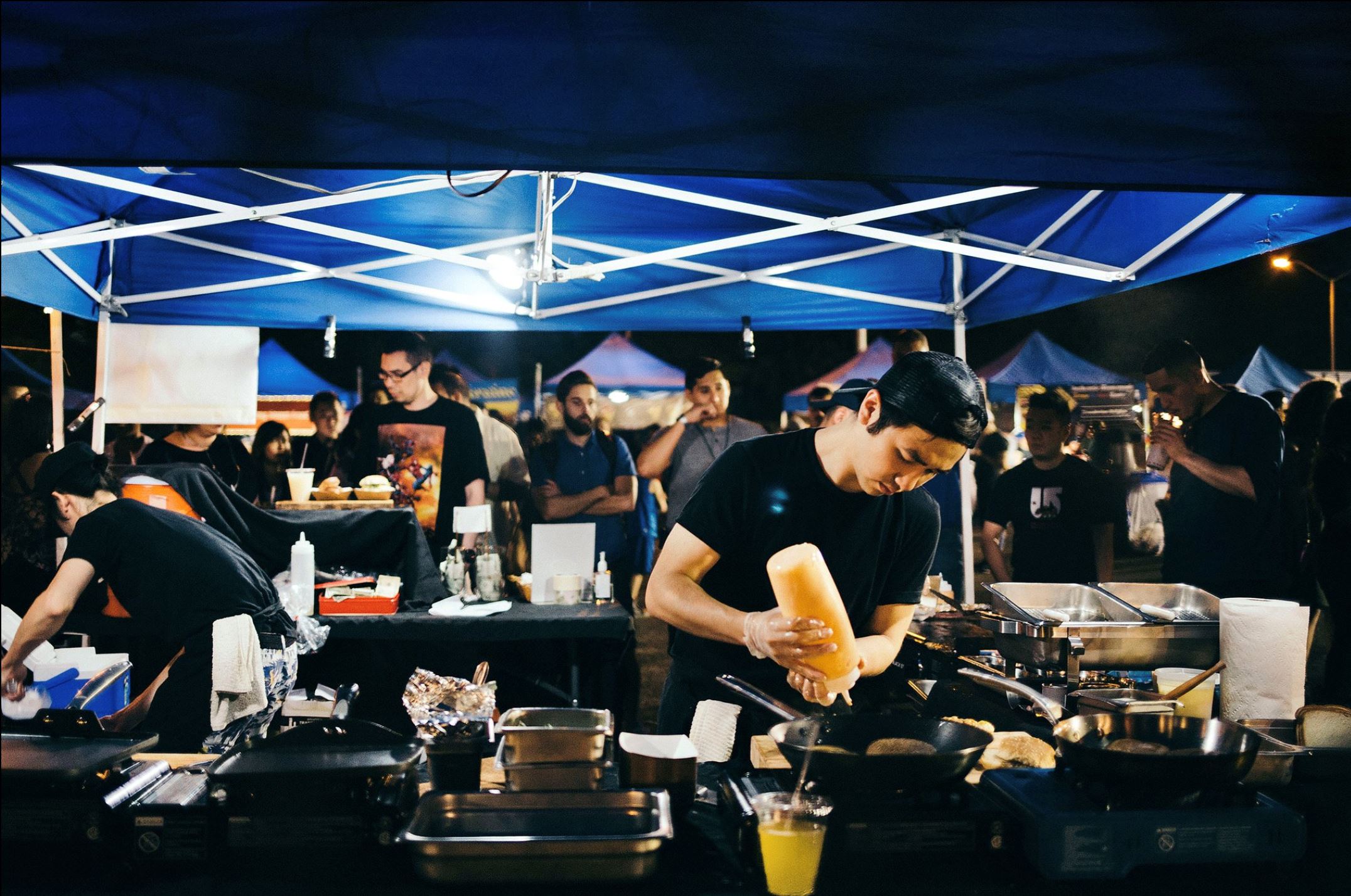 di london, burger daging balut telur ini di jual pada rm51 