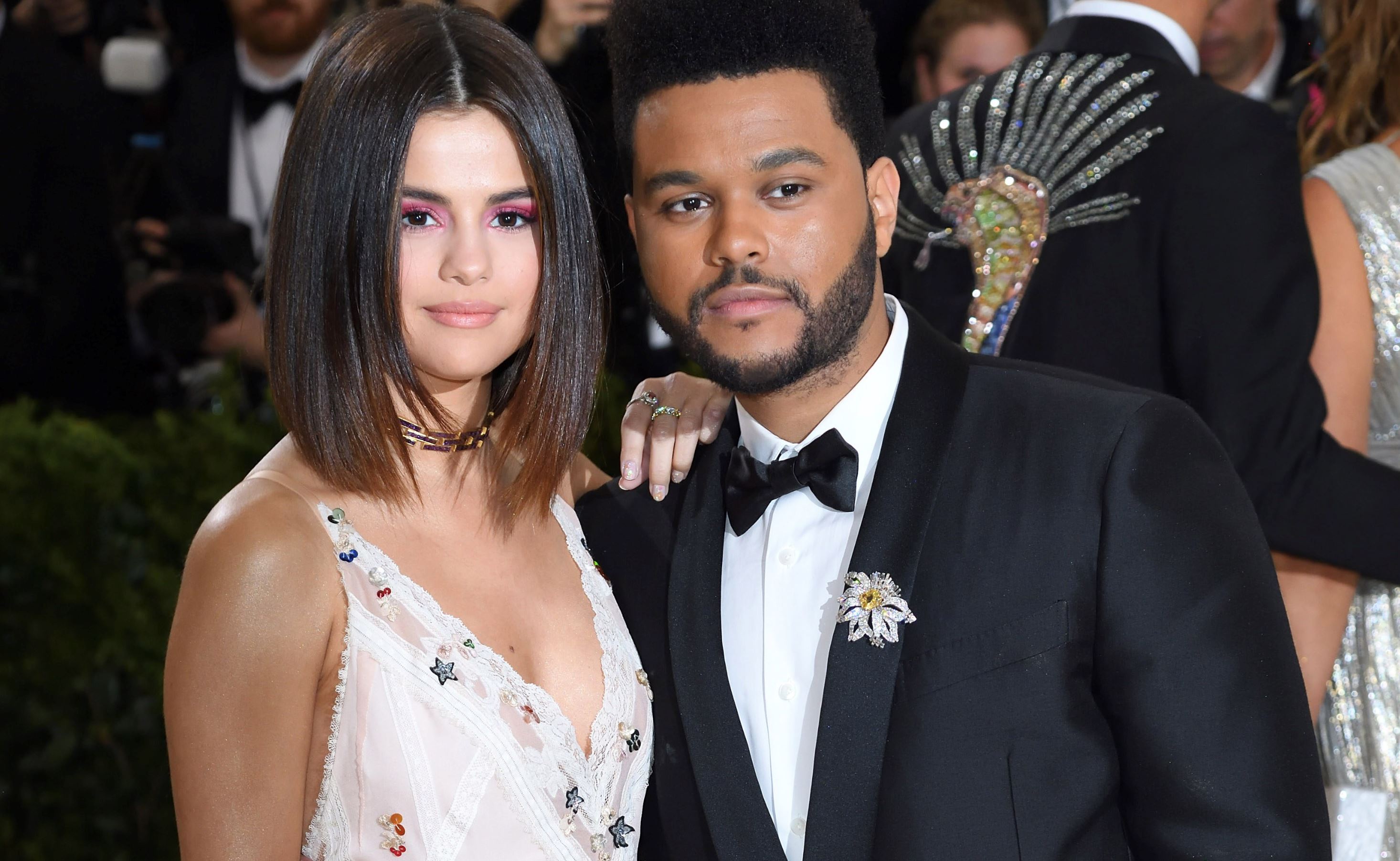 selepas 10 bulan bersama the weeknd, selena gomez kembali pada justin bieber