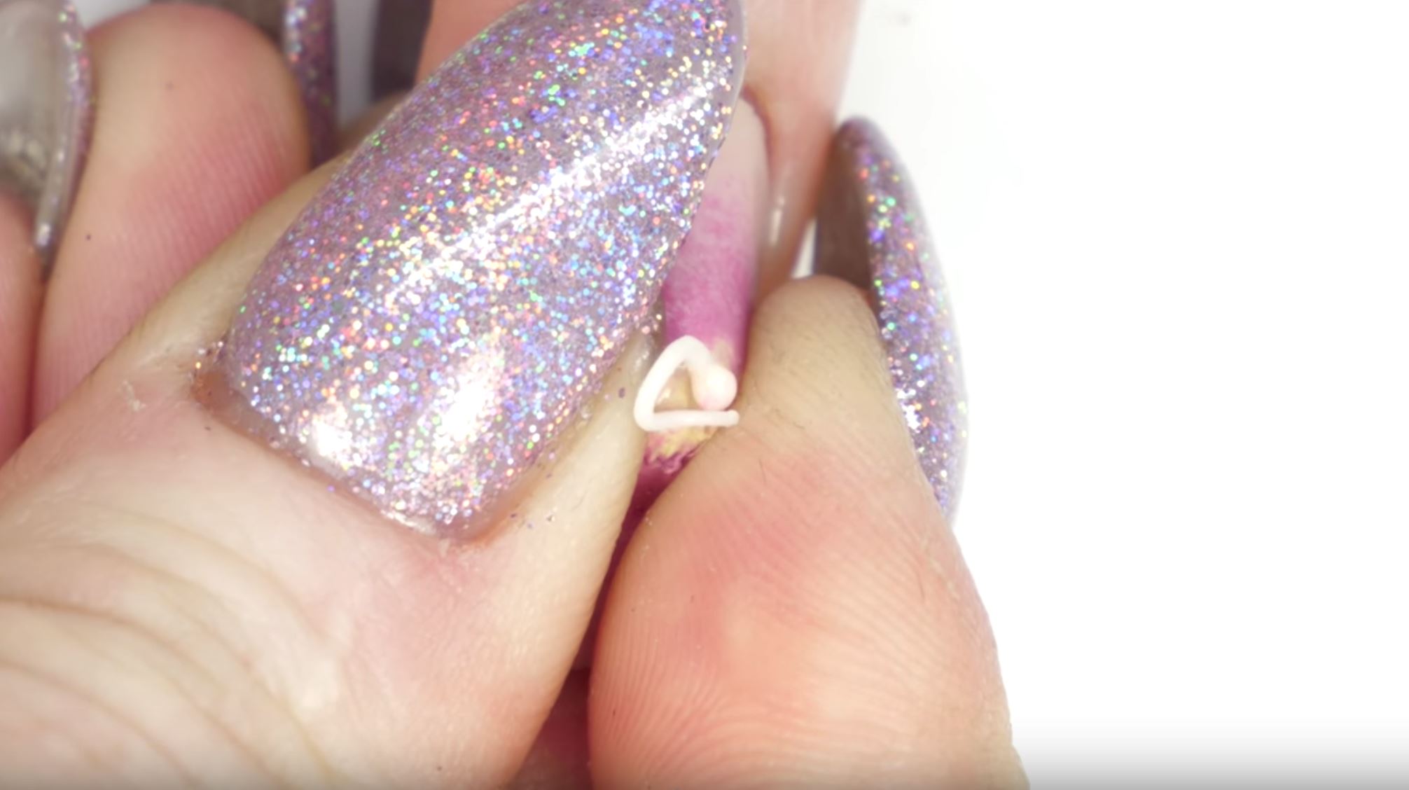 kuku berjerawat ini mungkin jadi trend hujung tahun 2017