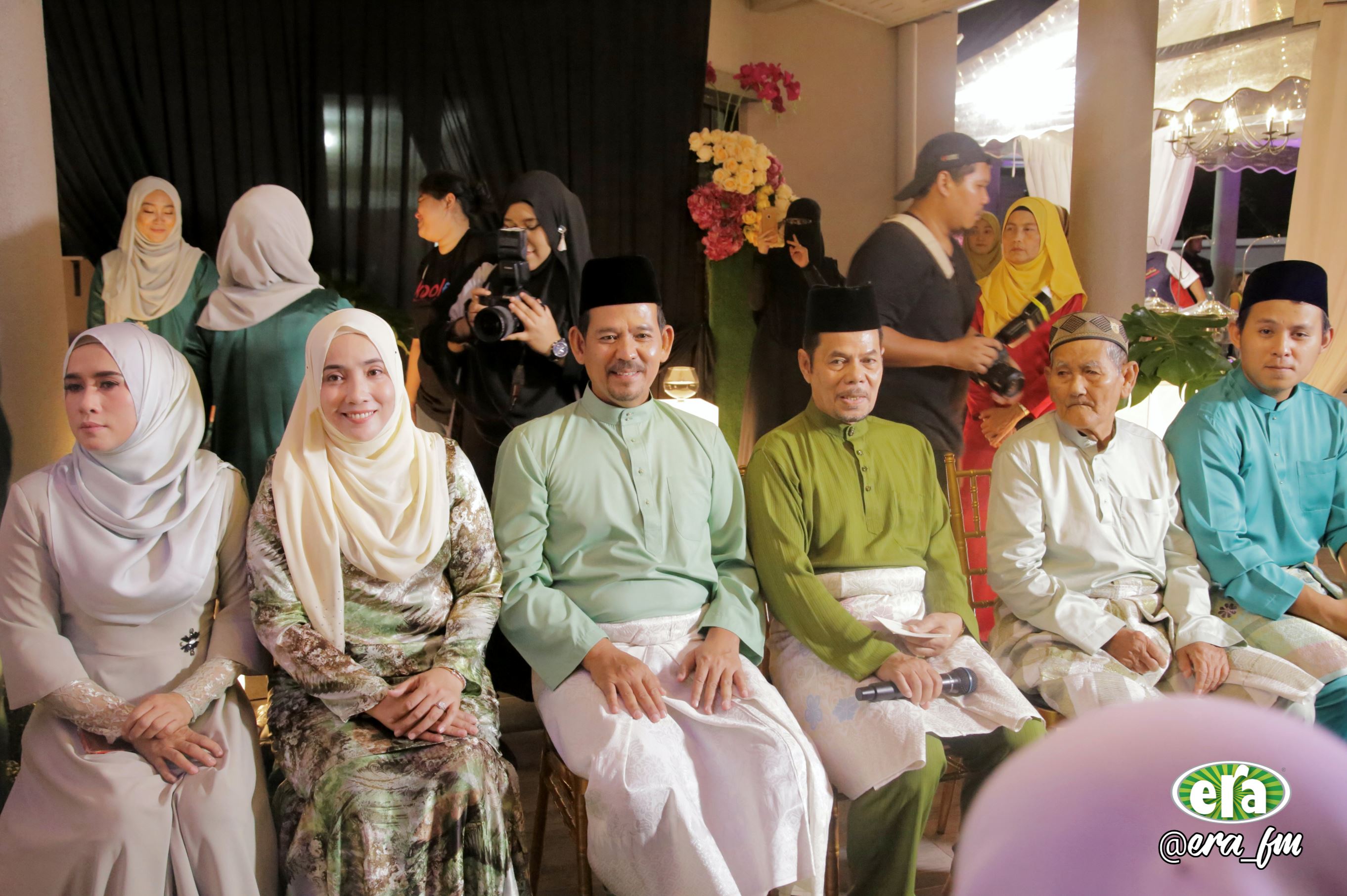 shila amzah selamat menjadi tunang haris, jangka kahwin awal tahun depan