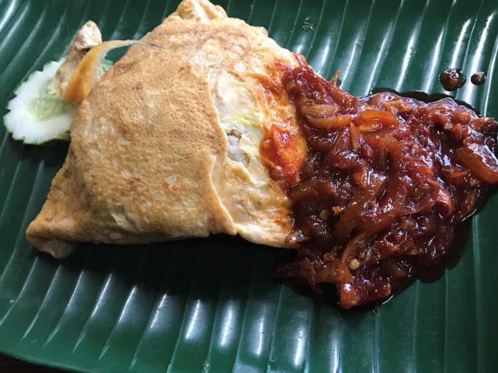 hanya di kajang boleh jumpa nasi lemak bungkus dalam telur 