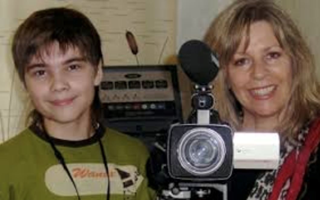 remaja ini lahir di planet marikh, sebelum di lahirkan semula di bumi