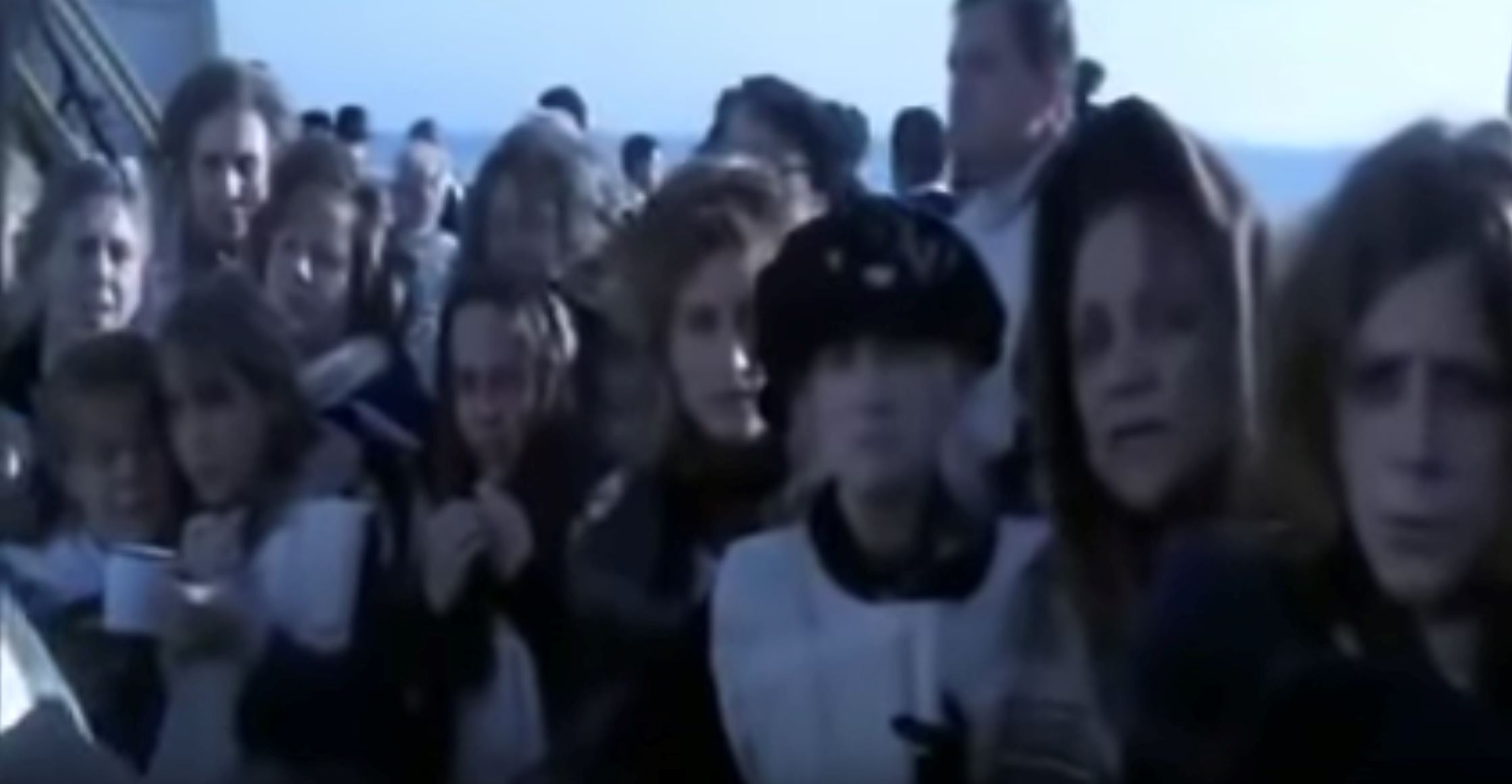 deleted scene dari ending filem titanic yang menyedihkan