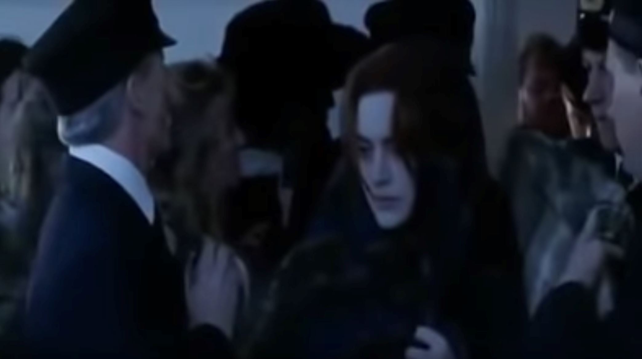 deleted scene dari ending filem titanic yang menyedihkan