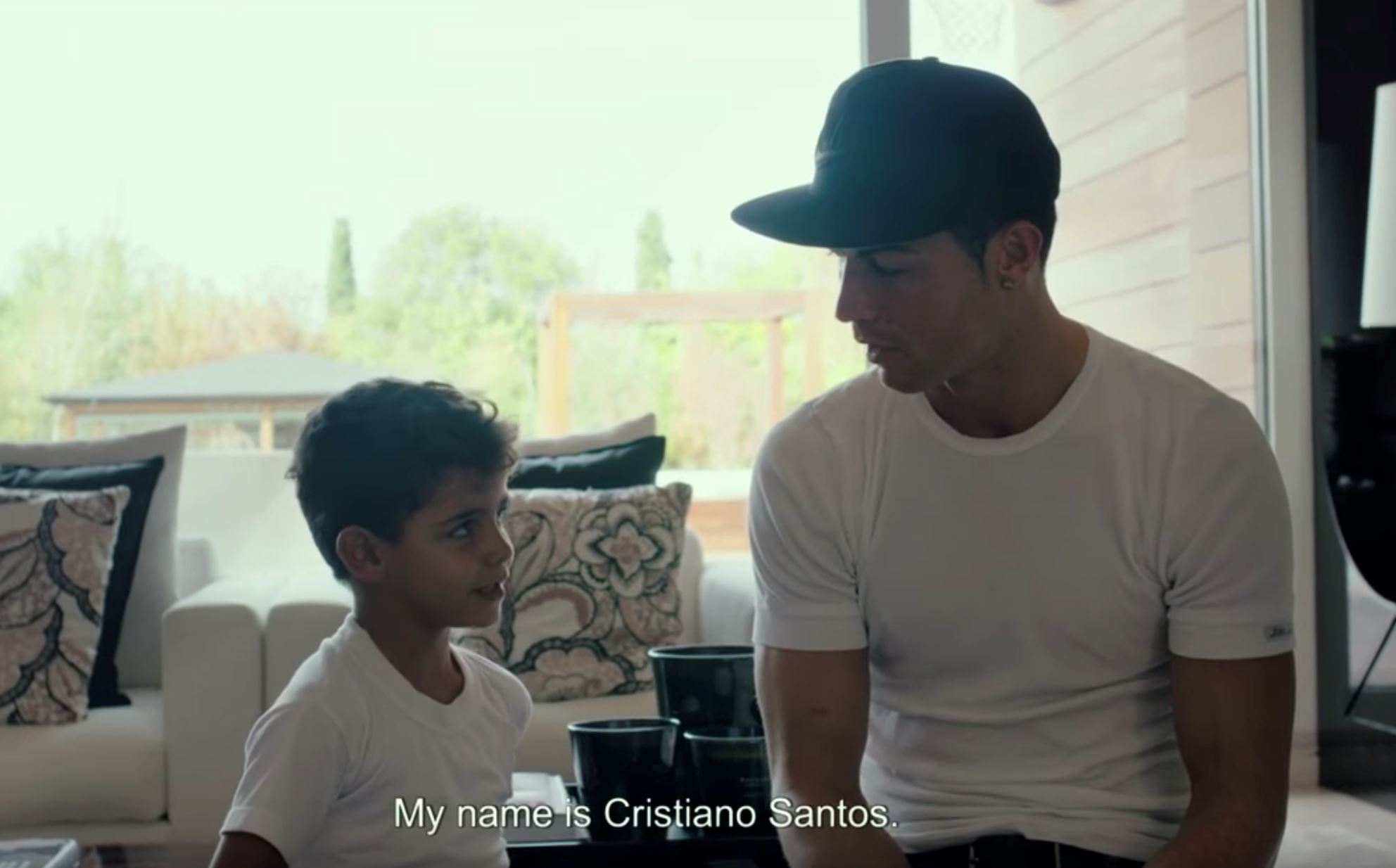 anak cristiano ronaldo ada masalah nak ingat nama sendiri