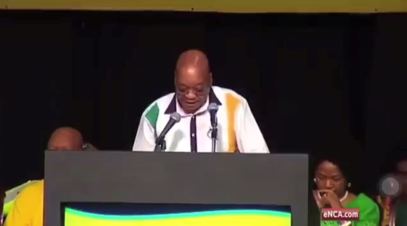 ini sebenarnya video asal in the beningging yang telah diedit sehingga menjadi bahan ketawa netizen