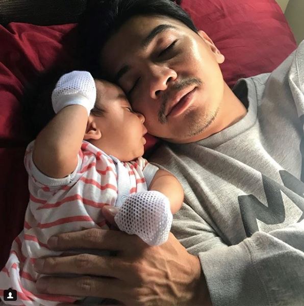 akhirnya amyra rosli kongsi wajah anak