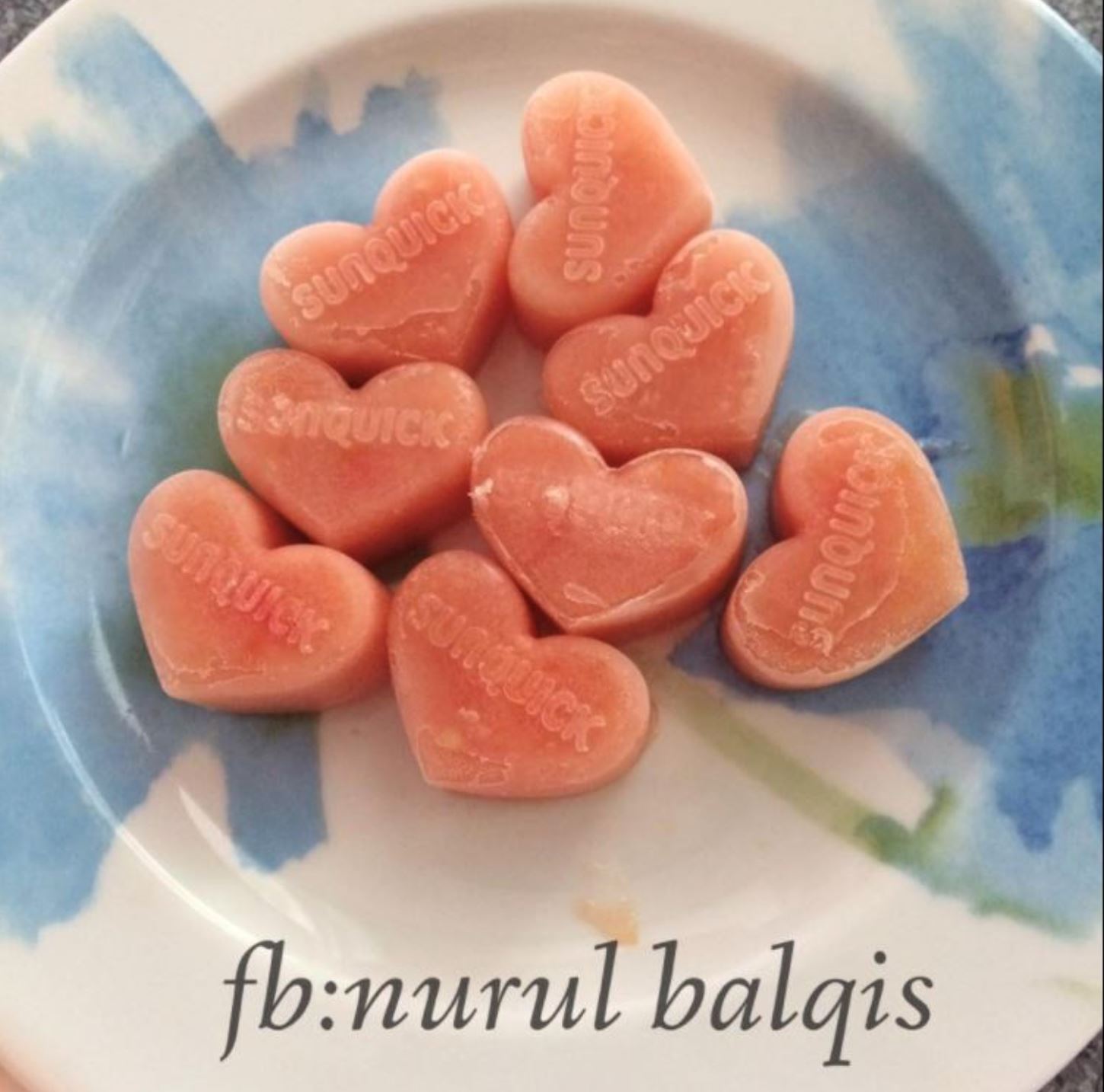 guna ais kiub tomato untuk dapat kulit lebih cerah? ini caranya!