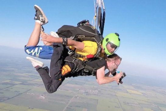 3 bulan belajar rubik sebab nak selesaikan rubik 60 saat masa terjun di udara