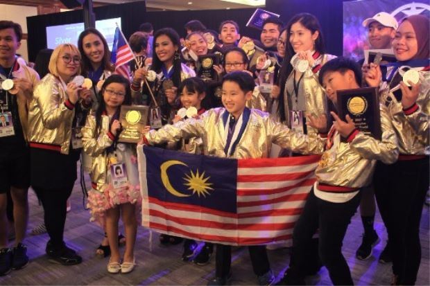 malaysia menang 20 pingat emas di world performing arts championship