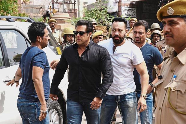 salman khan dipenjara 5 tahun memburu secara haram haiwan terancam, antelope