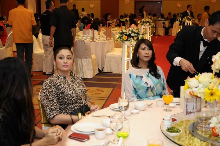 mana hilangnya 4 artis ni ?