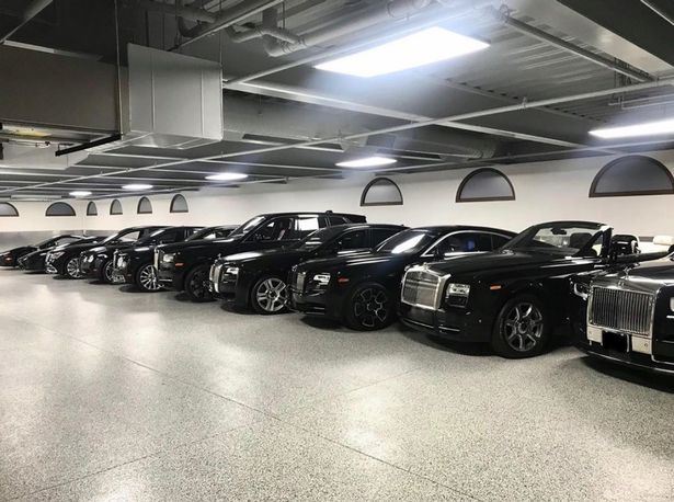 floyd mayweather buat lawatan ke garaj, tayang kereta untuk haters