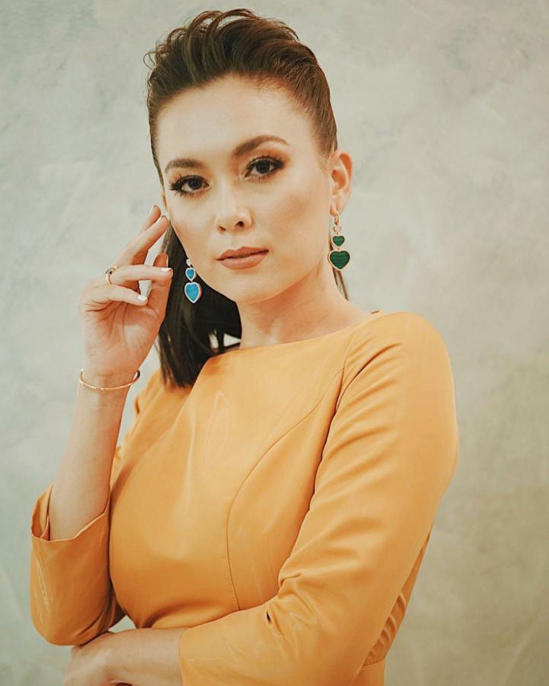 kemenangan antarabangsa pertama, siti saleha terima anugerah asia model awards