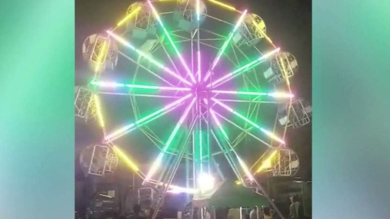 menakutkan bila ferris wheel gagal berfungsi sebab terlebih penumpang