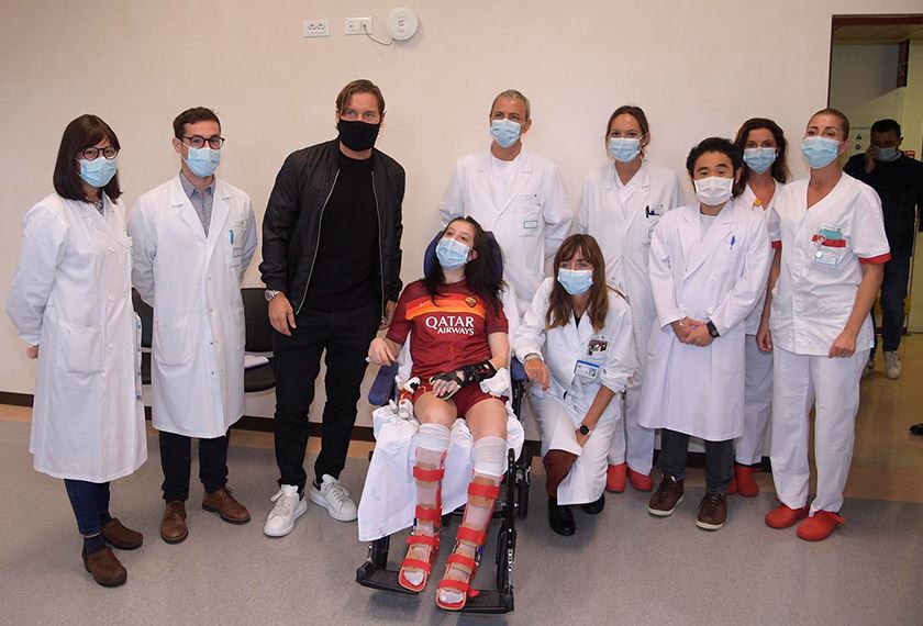 lepas 9 bulan koma, gadis ini sedar bila dengar suara idola