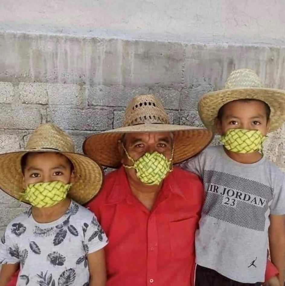 nak beli mahal, orang asli mexico anyam sendiri topeng muka guna daun
