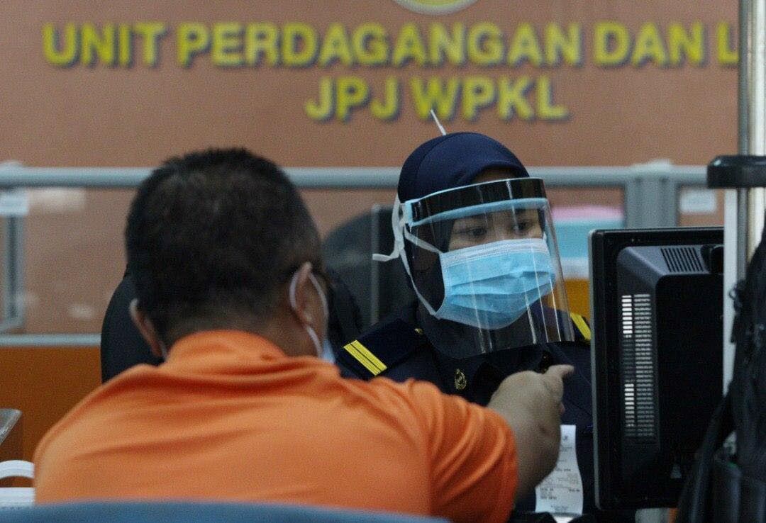 kaunter sudah dibuka, jpj ingatkan orang ramai bawa pen sendiri