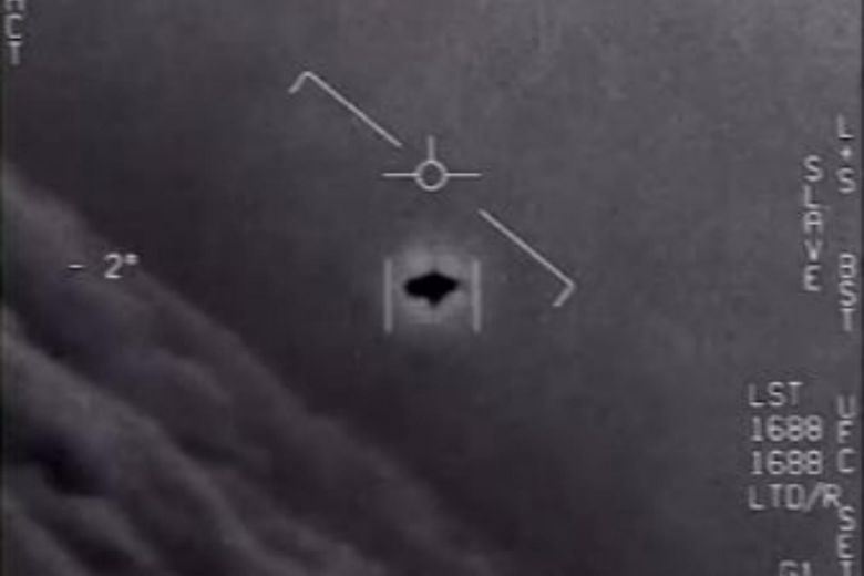 pentagon keluarkan tiga video ufo yang diambil oleh pilot us navy