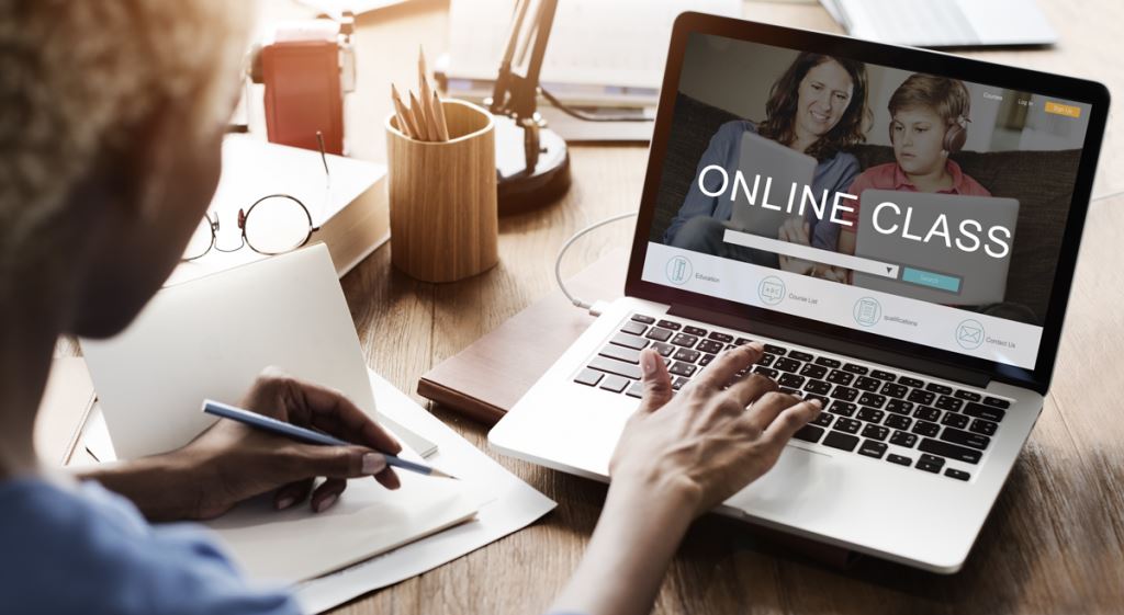 pelajar jalani kelas online hingga 31 disember, kecuali 5 kategori pelajar ini .. - kpt