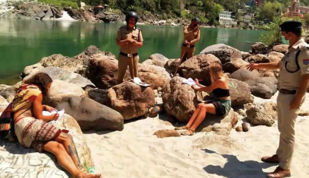 ingkar pkp, pelancong kena denda tulis 