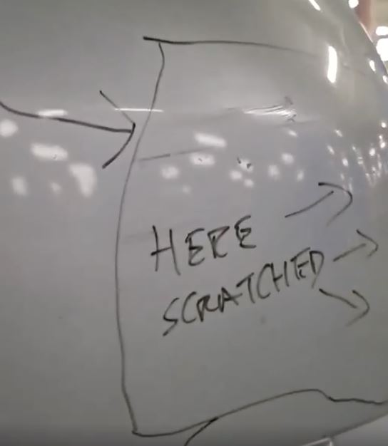 sudahlah langgar, mohon maaf guna marker pen atas badan kereta pula