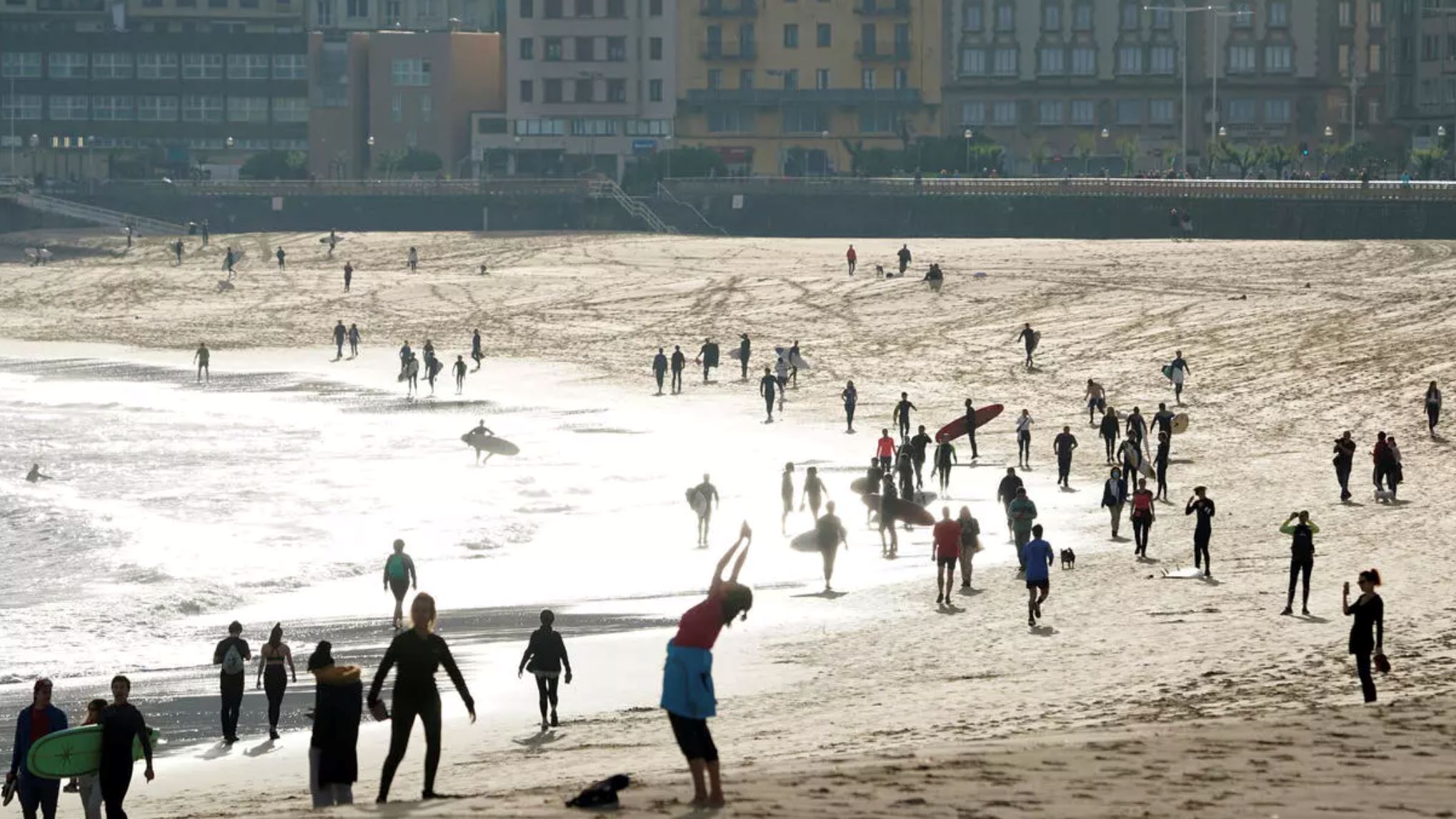 banyak negara longgarkan sekatan, who beri amaran risiko gelombang baru
