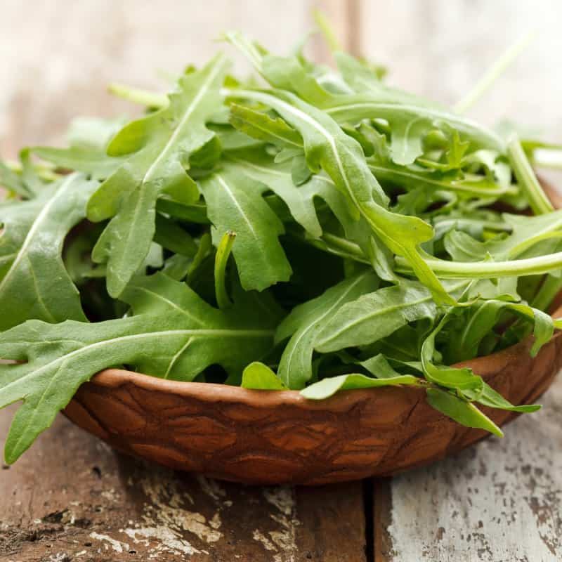 rawat ruam dan gatal kulit dengan sayur arugula?